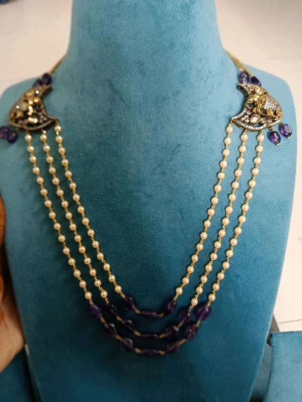 Real Amythyst With Side Pendant Mala