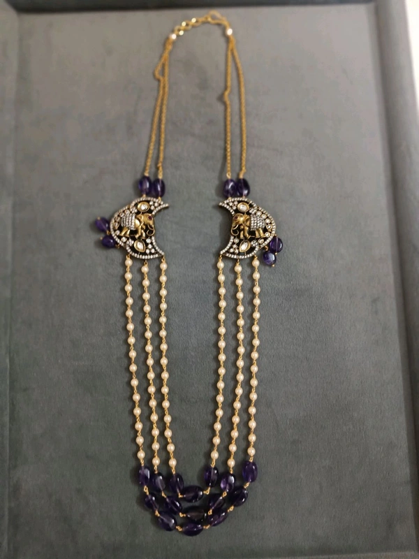 Real Amythyst With Side Pendant Mala