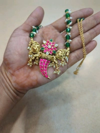 Desinger Jades Set