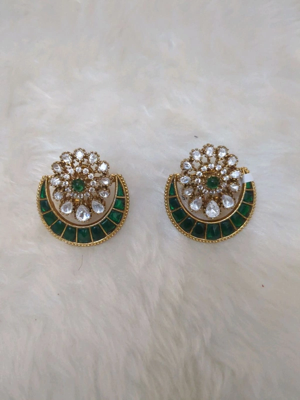 Designer Big Stud's 