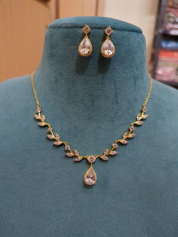 Simple Stylish Chain With Earring  - White