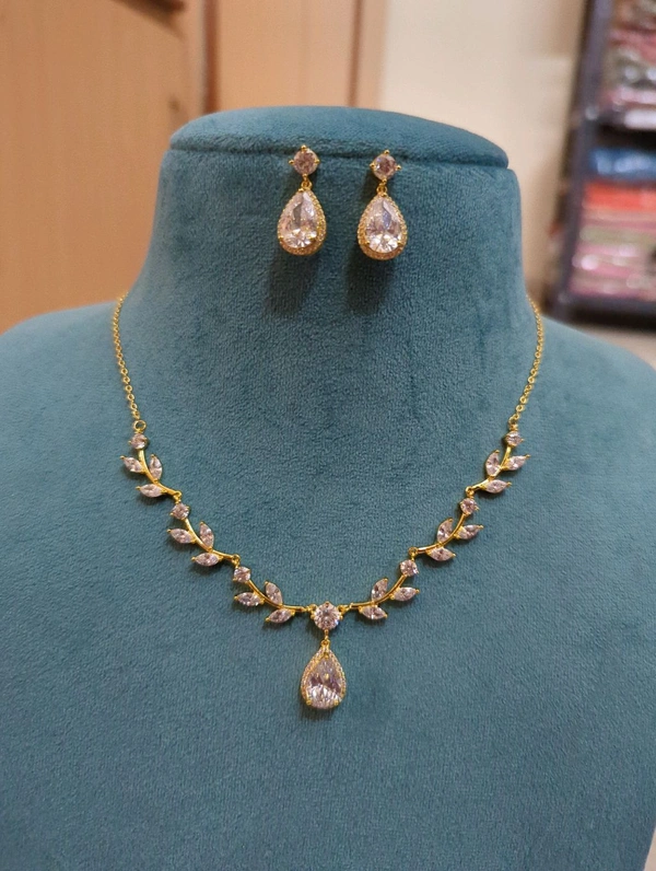 Simple Stylish Chain With Earring  - White