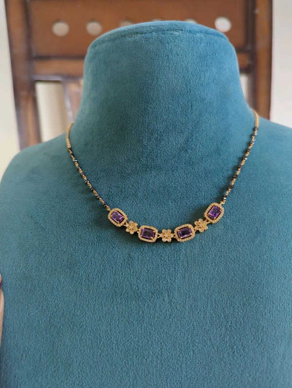 Black diamonds with designer pendent  - Vz