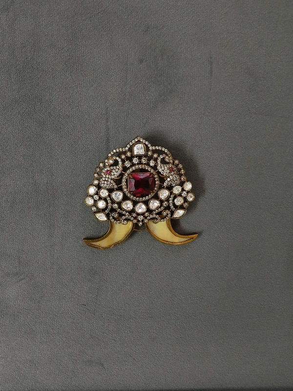 Victorian Puligoru Pendant - HD, Red
