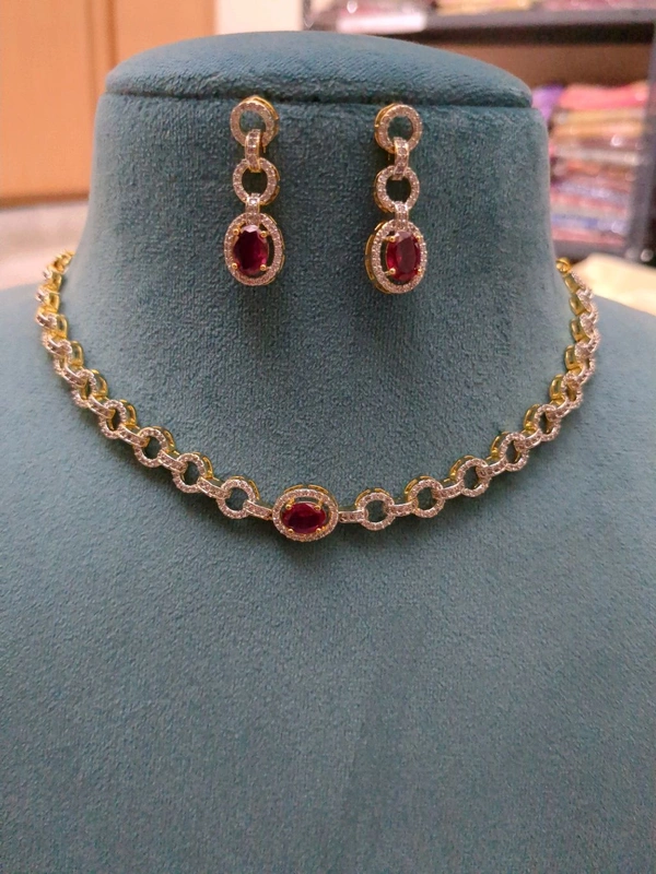 Diamond Copy Neck Set  - Vz, Maroon