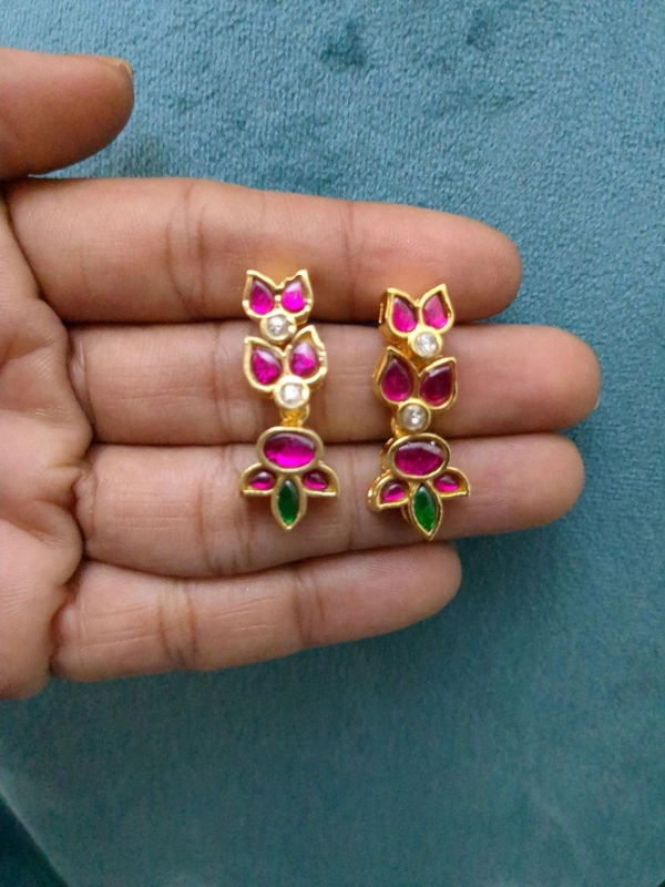 Jadua Kundan Kante With Earring  - Vz