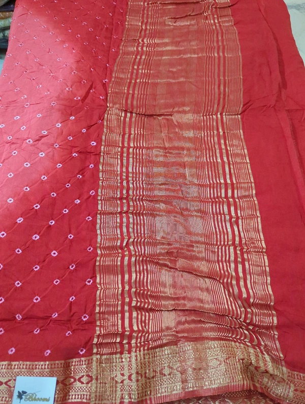 Chiniya Bandini  - Red