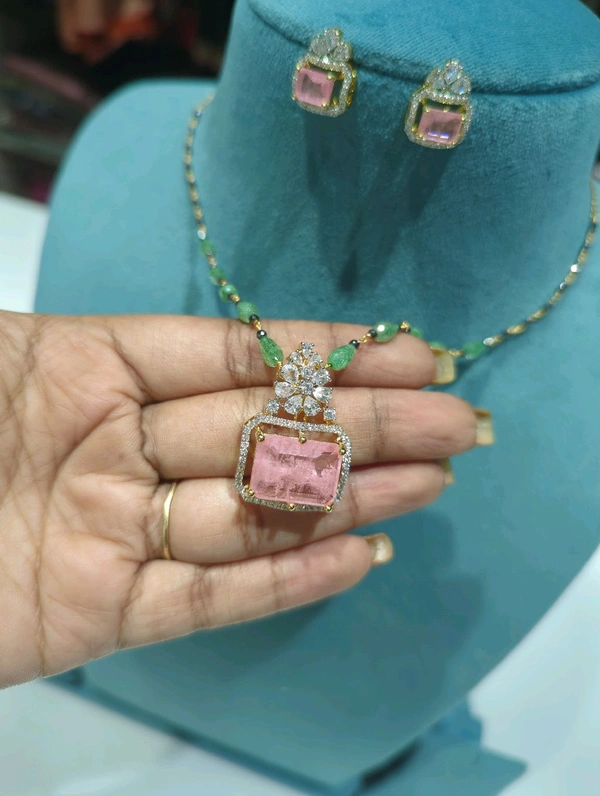 Black Diamonds With Diamond Copy Pendant Set - Pink, Vz