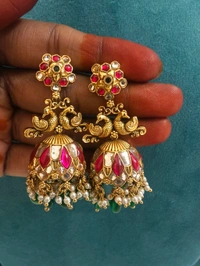 Jadau Kundan Jumkas