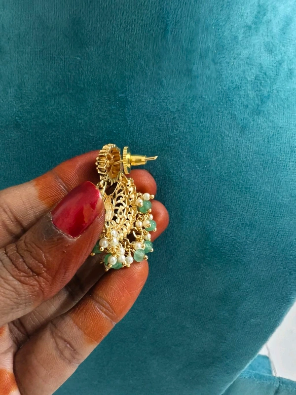 Gold Copy Neckset