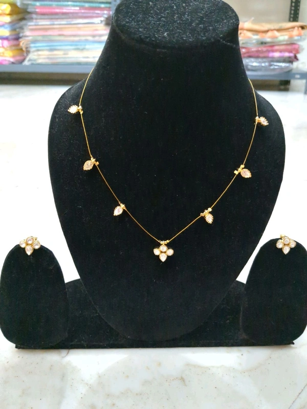 Elegant Mossonite Chain With Studs - Vz