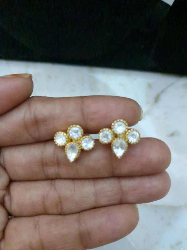 Elegant Mossonite Chain With Studs - Vz