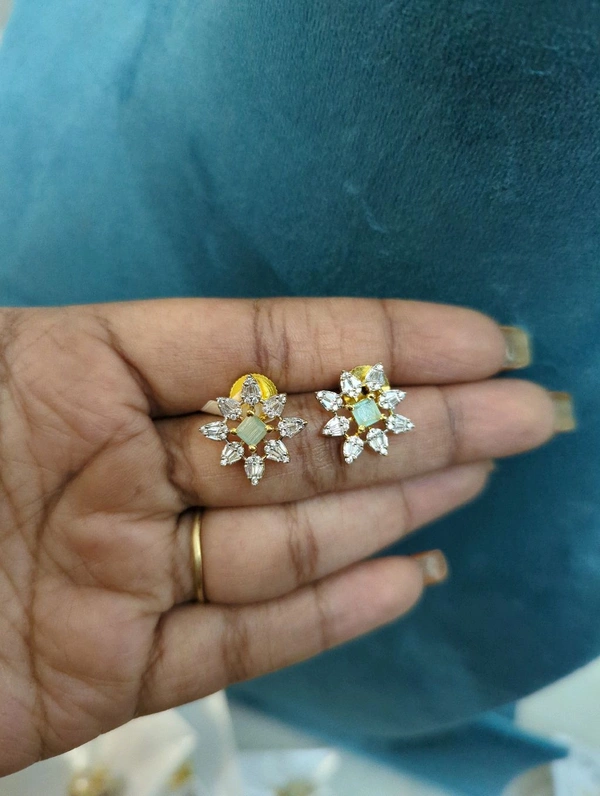 Diamond Copy Stud's  - Vz, Snowy Mint