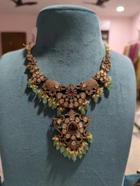 victorian neckpiece