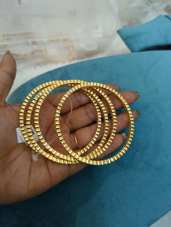 C Z BANGLES - 2.6