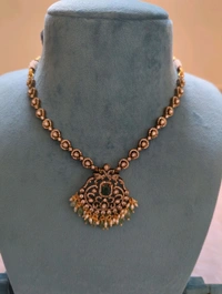 victorian neckpiece