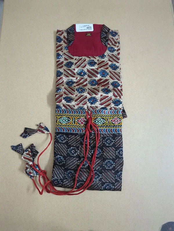 VISCOSE MODEL KURTI - 40, Black