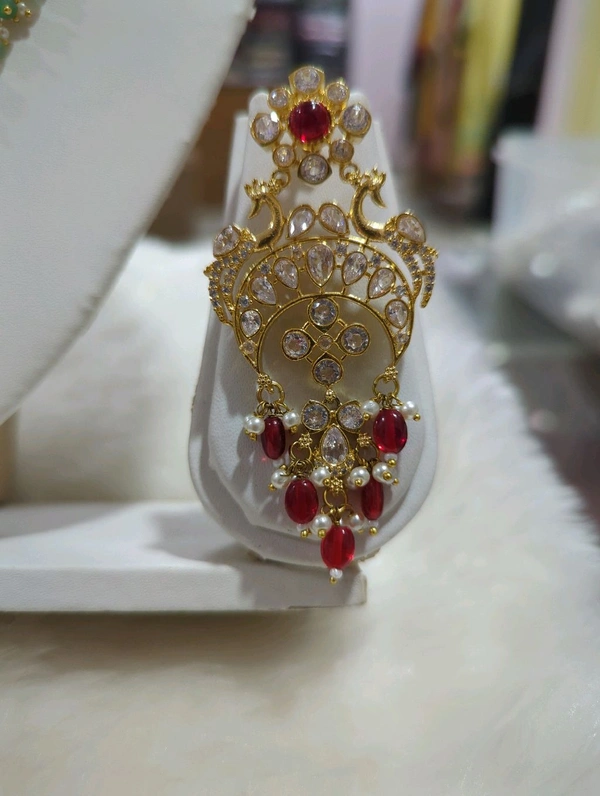 ear rings - Red