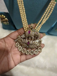 NECK SET WITH EAR RING - Red