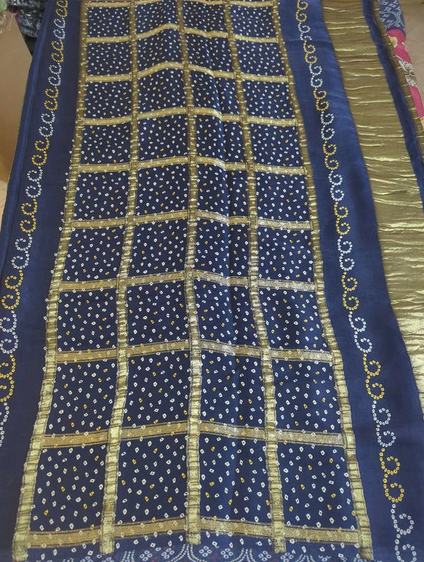 model silk