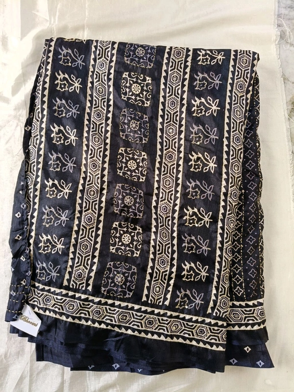 soft silk kantha - Black
