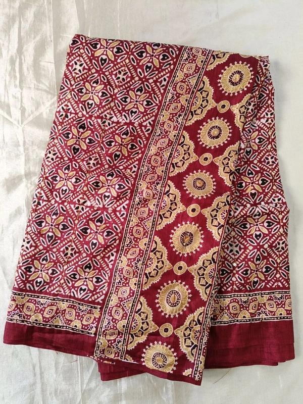 soft silk kantha - Red
