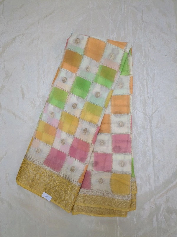 Russian Chinnon - mixed 1