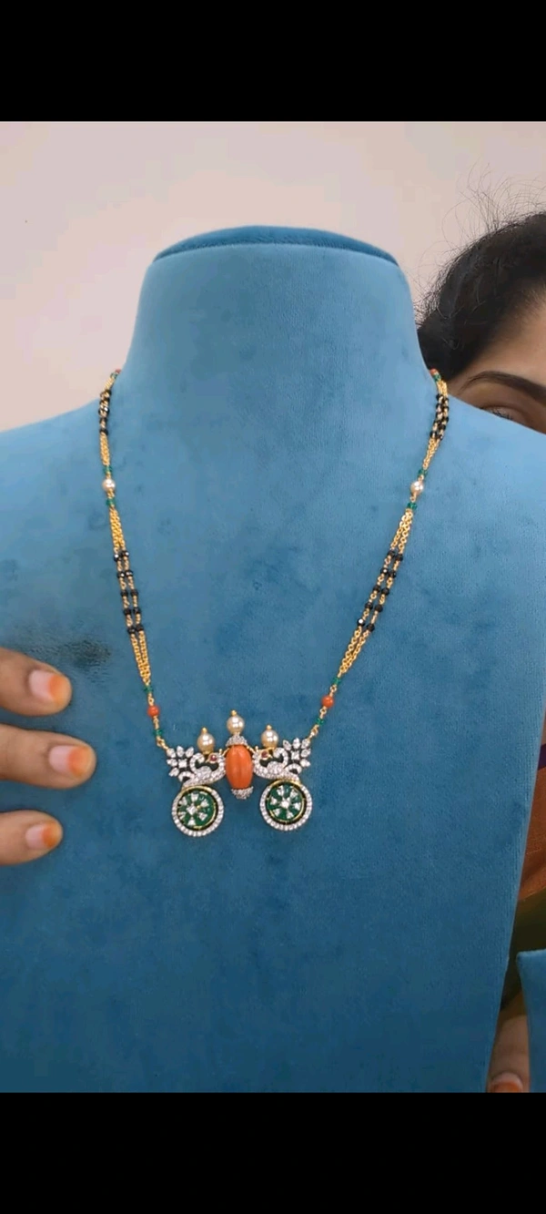 2 Lines Black Diamonds Chain With Pendant And Earrings - Delivery Time 15 Working Days, VZ
