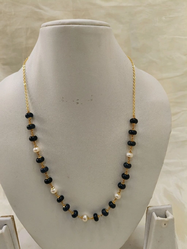Pearls Chain - Navy Blue