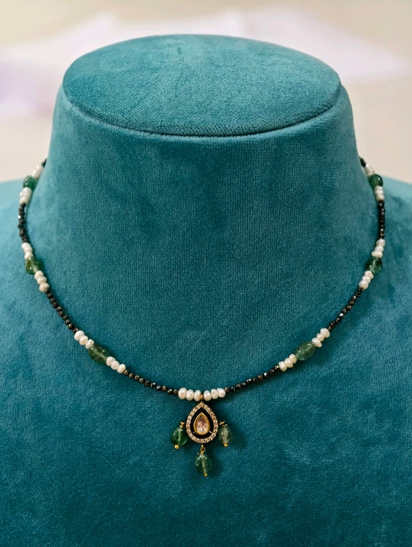 Black Daimonds With Real Beads - VZ