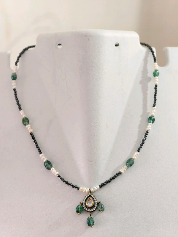 Black Daimonds With Real Beads - VZ