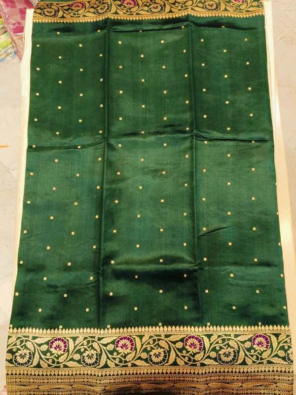 Pure Handloom Raw Mango - Japanese Laurel