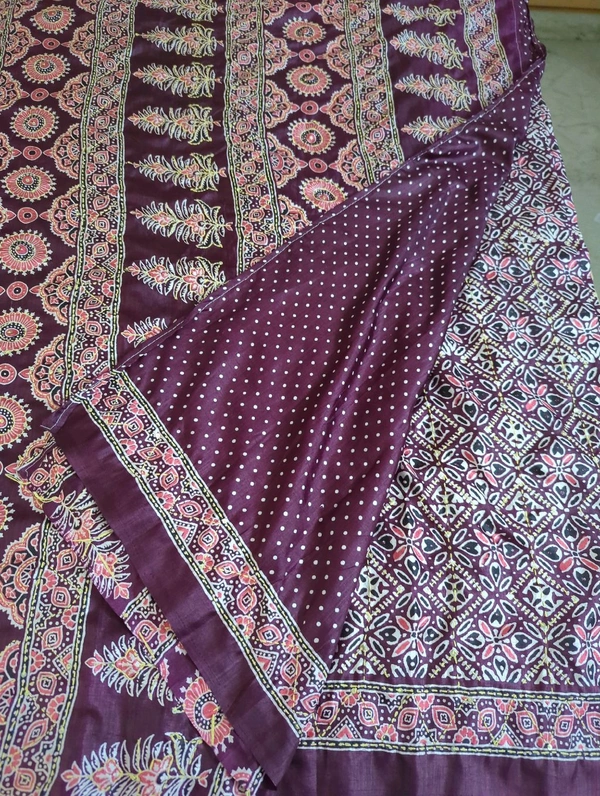 soft silk kantha - Cardinal Pink  6