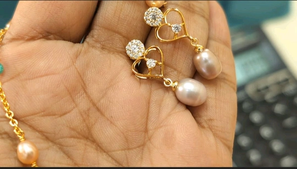 Real Pearls With Pendent Diamond Copy