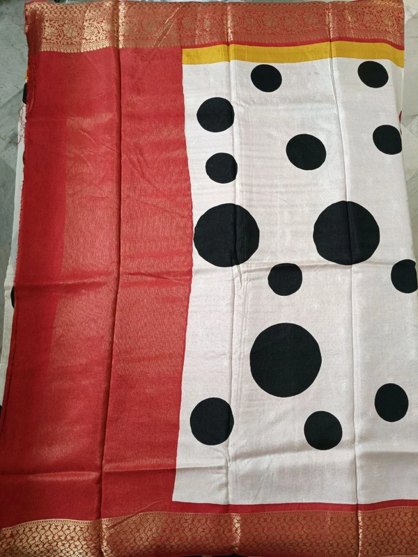 Munga Silk - red border