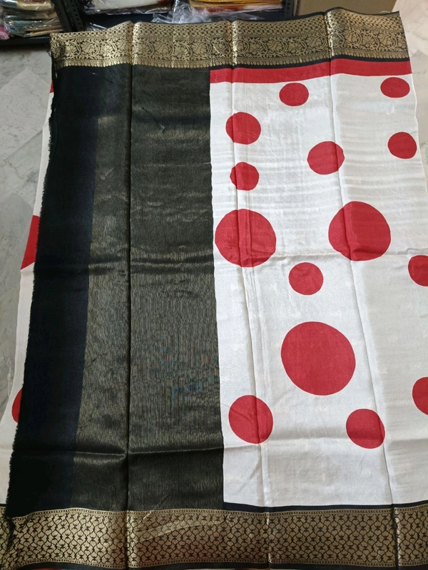 Munga Silk - black border