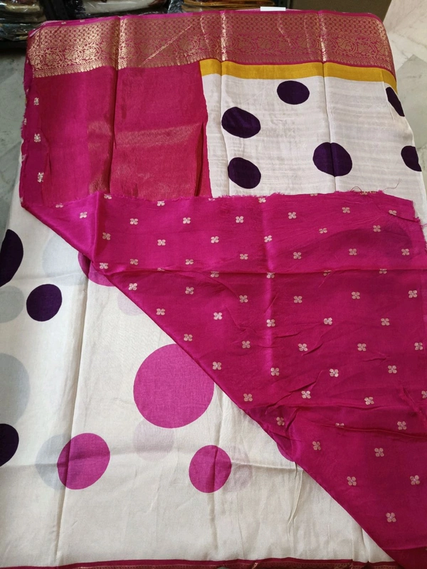 Munga Silk - pink border