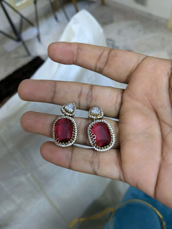 Real Mossonite Victorian Set - Maroon