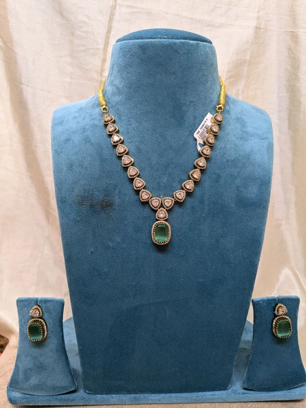 Real Mossonite Victorian Set - Pelorous