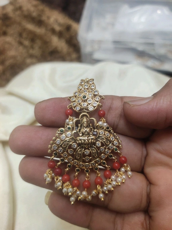 Antique Pendent - Red
