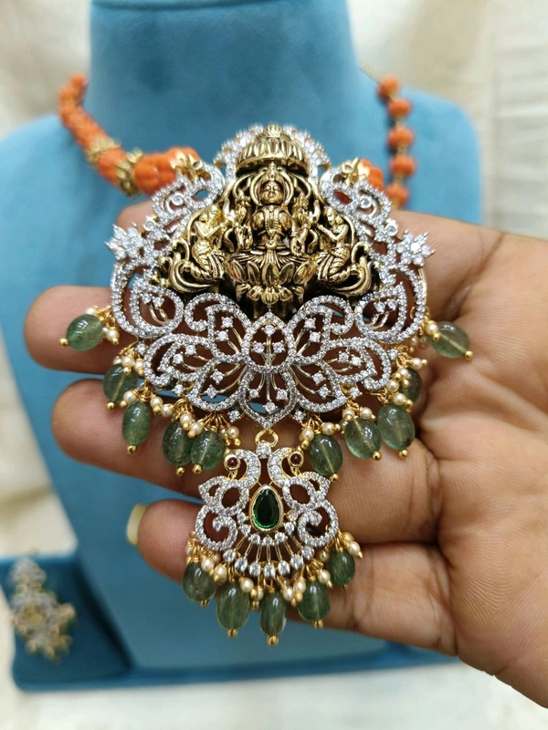 Real Corals With Nakishi Pendent Set - 20 Working Days