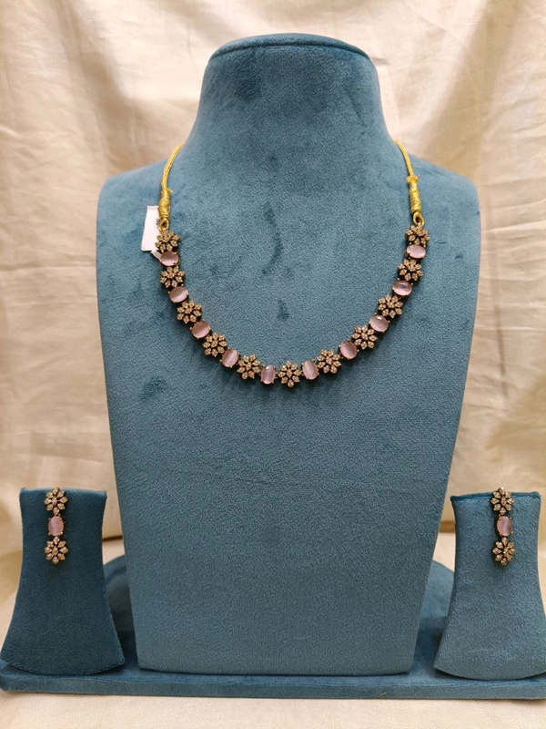 Stone Necklace - Lavender Rose