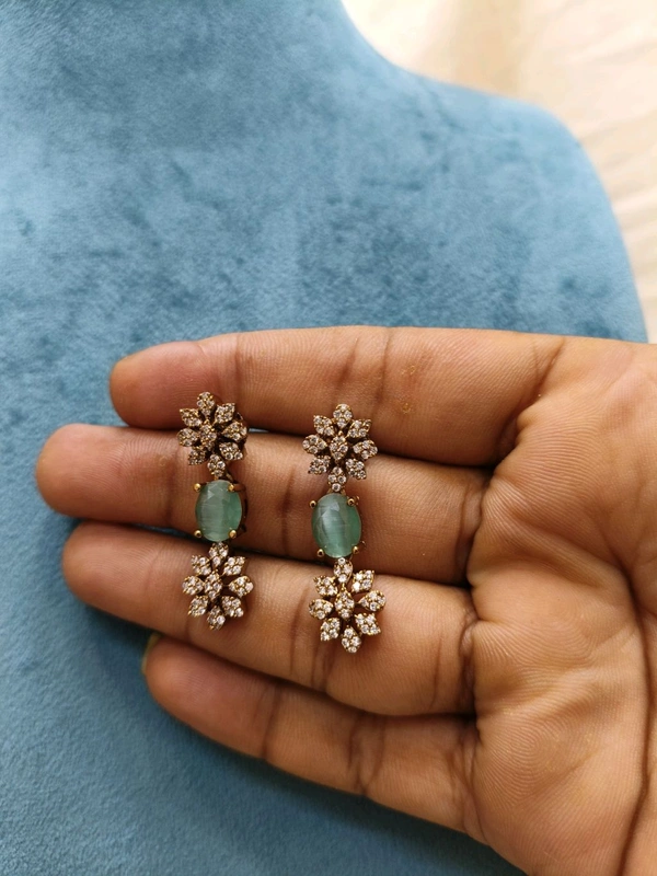 Stone Necklace - Pelorous