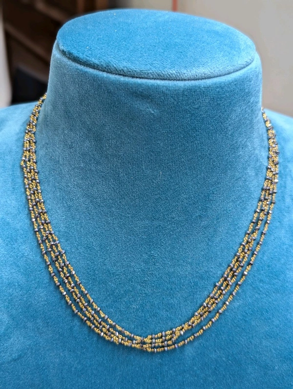 Black Diamonds  - 18 Inches - 4 Lines