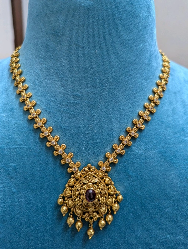 Antique Gold - ruby