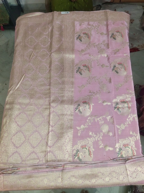 Russian Crepe - Pink Lace