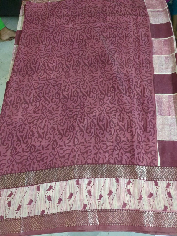 Chiniya Abstract Print - Maroon