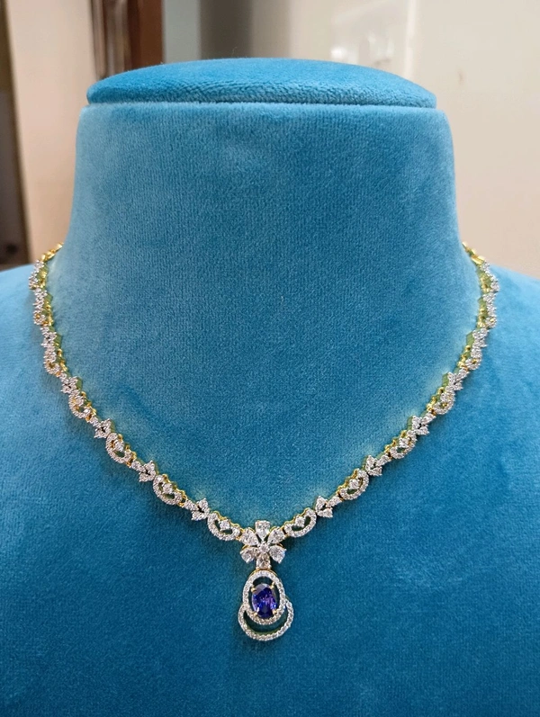 Diamond Replica Neckset - violet