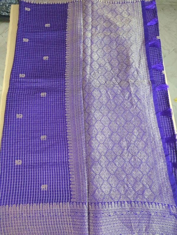 Dola Checks - violet
