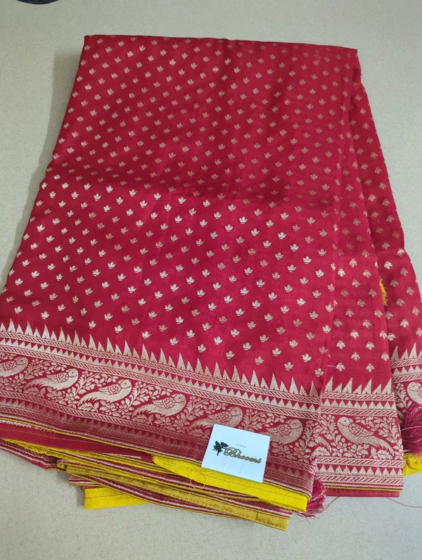 Dola Weaving - Red